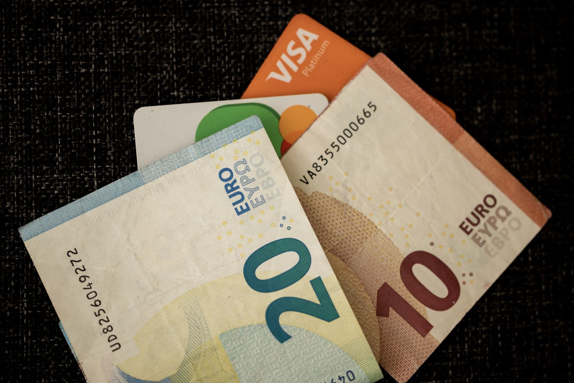 Stablecoin supply stalls, but payments jump 45% as Visa, Mastercard and Stripe connect crypto to cash